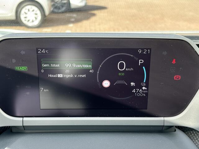 Toyota bZ4X Premium 71 kWh, Leer, 20 Inch LM velgen, BSM, Appl ecarplay& Android auto, Snel leverbaar!