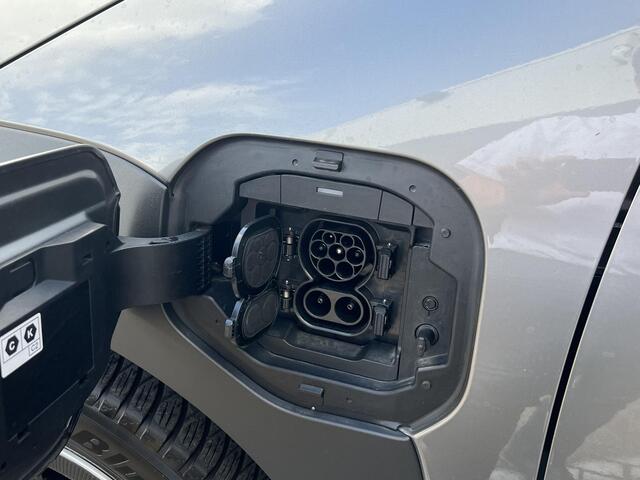Toyota bZ4X Launch Edition 71 kWh , NL-Auto, 1e eigenaar, Trekhaak afneembaar, Navigatie, 360 graden camera, Cruise adaptief, LED, Stoelverwarming, Elektrisch verstelbare bestuurdersstoel