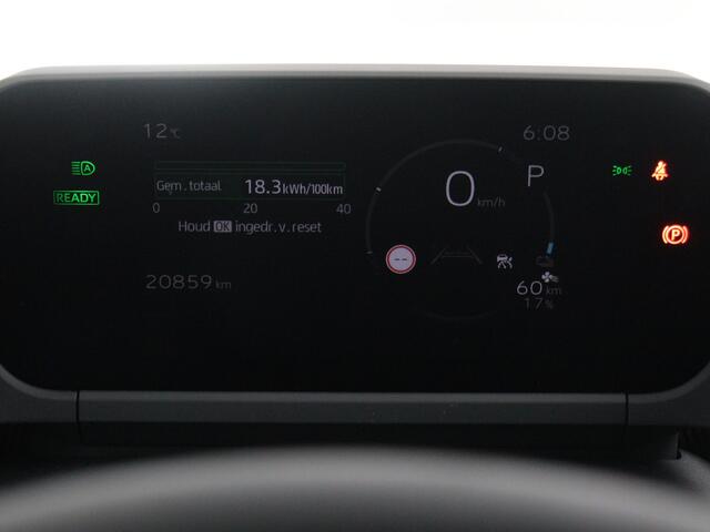 Toyota bZ4X Dynamic 71 kWh | Navigatie | Camera | Climate Control | Trekhaak | Elektrisch bedienbare achterklep |