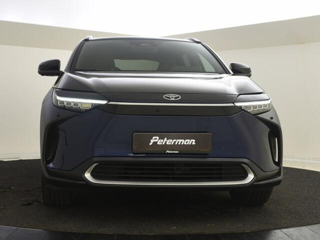 Toyota bZ4X Launch Premium | Panoramadak | Trekhaak | All seasons