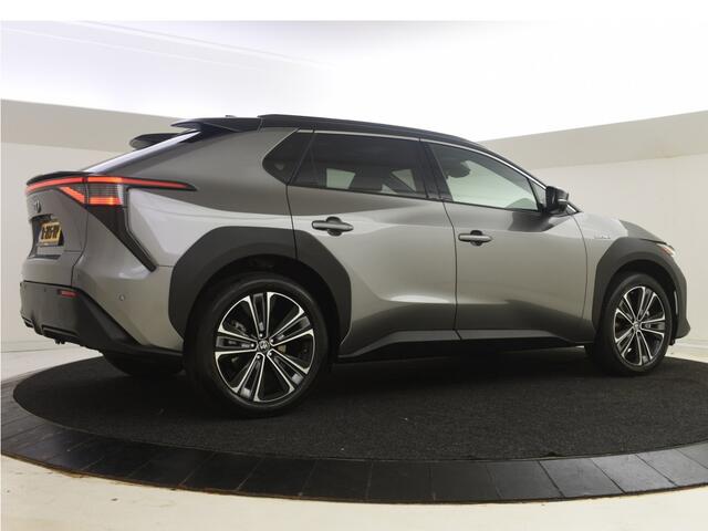 Toyota bZ4X Launch Edition Premium 71 kWh | Trekhaak | Panoramadak