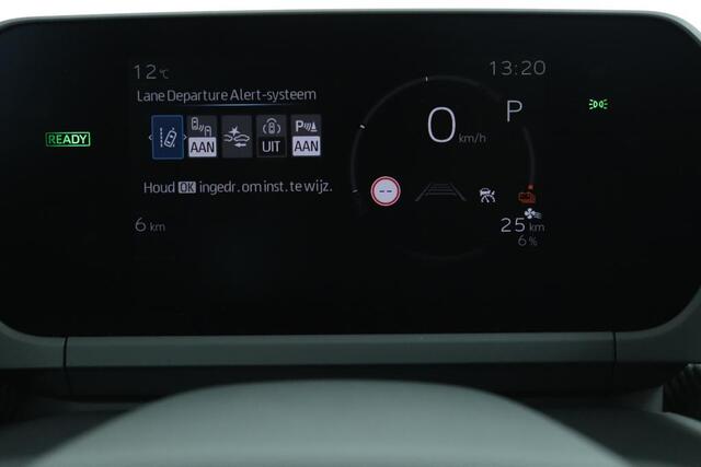 Toyota bZ4X Dynamic 71 kWh | 360 Camera | Dodehoek detectie | Parkeer sensoren voor + achter | Electrische achterklep | Stoelverwarming |