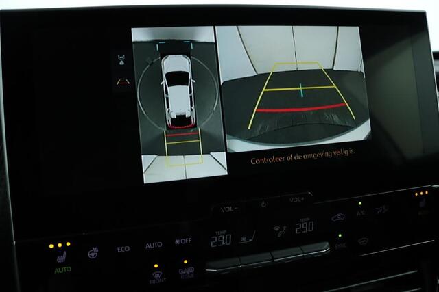 Toyota bZ4X Dynamic 71 kWh | 360 Camera | Dodehoek detectie | Parkeer sensoren voor + achter | Electrische achterklep | Stoelverwarming |