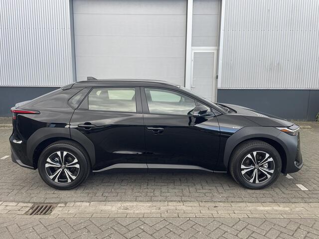 Toyota bZ4X Active 71 kWh , nieuw, direct leverbaar, 10 jaar garantie