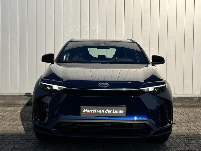 Toyota bZ4X Active 71 kWh 3 Fase NL Auto Nieuw Voorraad Actie Snel Rijden!