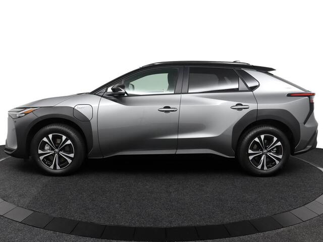 Toyota bZ4X Dynamic 71 kWh | Panoramadak | 360Camera | Stoel/Stuurverwarming |