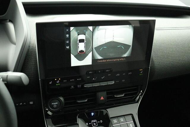 Toyota bZ4X Dynamic 71 kWh | Panoramadak | 360Camera | Stoel/Stuurverwarming |
