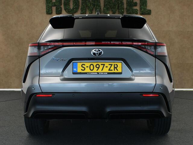 Toyota bZ4X Dynamic 71 kWh 100% ELEKTRISCH 3 fase laden - PANORAMA DAK - NAVIGATIE - ORIGINEEL NEDERLANDSE AUTO - 360 CAMERA - TWO TONE LAK - NAVIGATIE FULL MAP - STOELVERWAMING - APPLE CARPLAY/ANDROID AUTO -