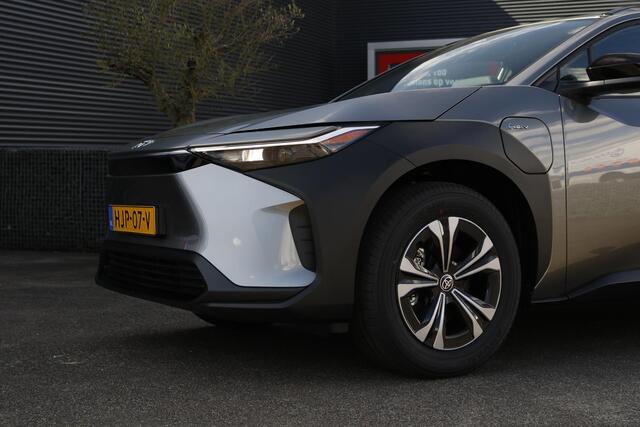 Toyota bZ4X Active 71 kWh 4000 Registratie voordeel
