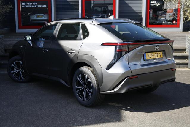 Toyota bZ4X Active 71 kWh 4000 Registratie voordeel