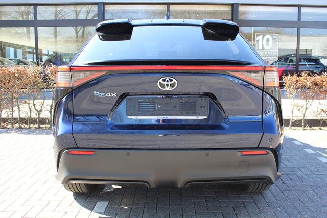 Toyota bZ4X Premium 71 kWh | Rijklaar | 360camera | Apple/Android | Navi | PDC | Stoelverwarming/koeling | Elek achterklep | JBL
