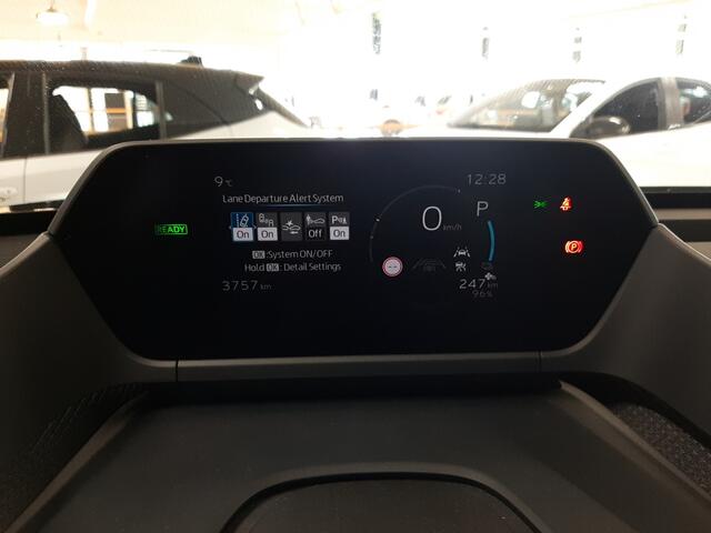 Toyota bZ4X Premium 4WD 71 kWh | Leder | Apple CarPlay | JBL | Camera | LM Velgen | GoP