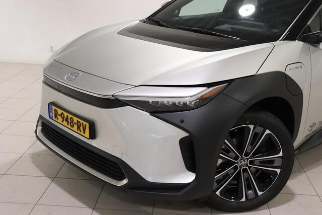 Toyota bZ4X Launch Edition Premium 71 kWh ,Direct leverbaar, PANO, BSM, Zeer luxe!