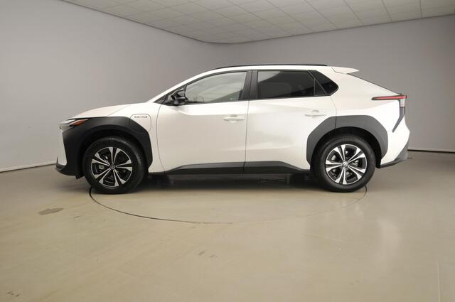 Toyota bZ4X Launch Edition 71 kWh | 3 fase | Stoelverwarming | Navi