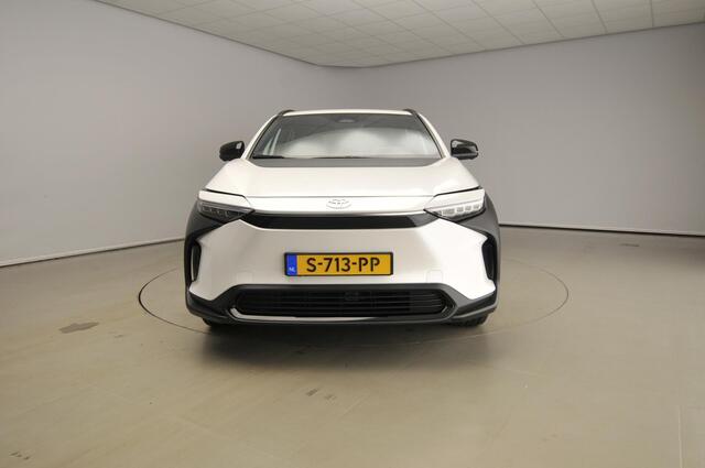 Toyota bZ4X Launch Edition 71 kWh | 3 fase | Stoelverwarming | Navi