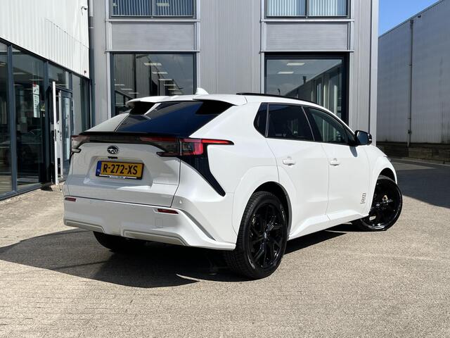 Toyota bZ4X 71 kWh | NL Auto/1e Eig./Voll.Historie/AWD/Leder/Navi/Adapt.Cruise/Clima/Apple CarPlay-Android Auto