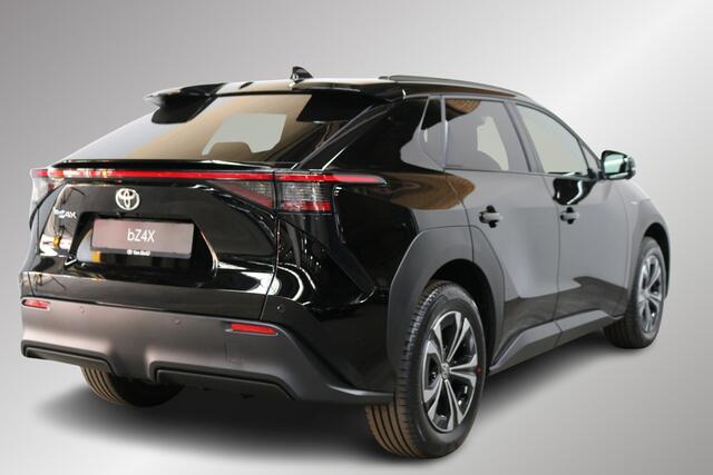 Toyota bZ4X Dynamic 71 kWh, BSM, 360graden camera Direct leverbaar met 3.000 inruilvoordeel!