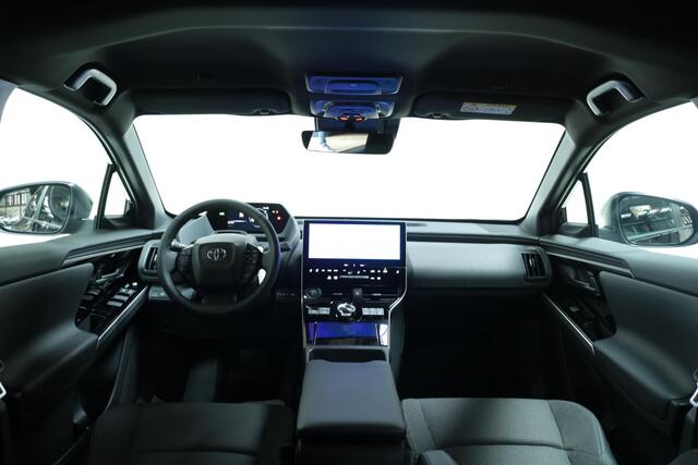 Toyota bZ4X Dynamic 71 kWh, BSM, 360graden camera Direct leverbaar met 3.000 inruilvoordeel!