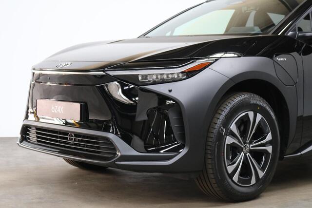 Toyota bZ4X Dynamic 71 kWh, BSM, 360graden camera Direct leverbaar met 3.000 inruilvoordeel!