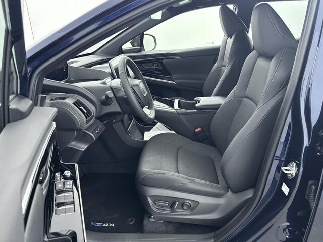 Toyota bZ4X Dynamic 71 kWh 3 Fase laden | Stoelverwarming | 360 camera | Elektrische stoelen
