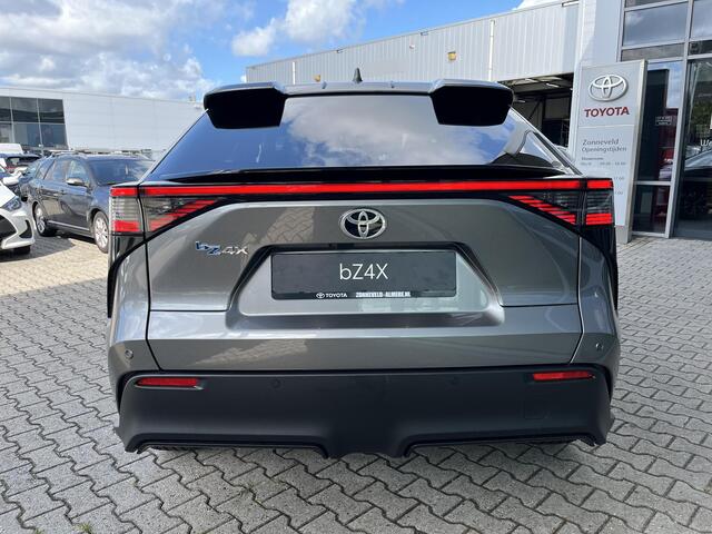 Toyota bZ4X Dynamic 71 kWh NIEUW UIT VOORRAAD ¤6.000,= korting!