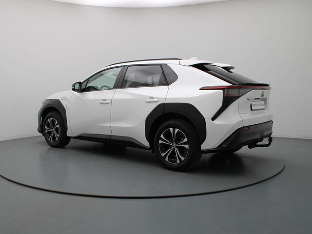 Toyota bZ4X Dynamic 71 kWh 360° Camera | Adapt. Cruise | Navi | Parkeersens. v+a | Stoel-/stuur-/voorruitverw.