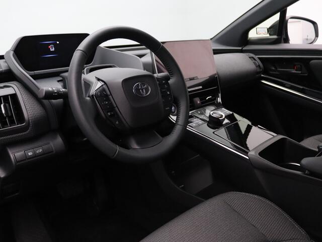 Toyota bZ4X Dynamic 71 kWh 360° Camera | Adapt. Cruise | Navi | Parkeersens. v+a | Stoel-/stuur-/voorruitverw.