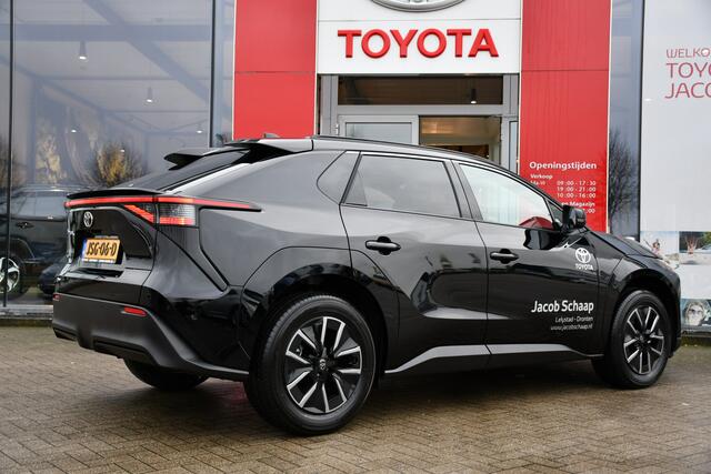 Toyota bZ4X Executive 73 kWh 224pk | MY 26 | Leder | Dodehoekdetectie | Warmtepomp | JBL-audio |