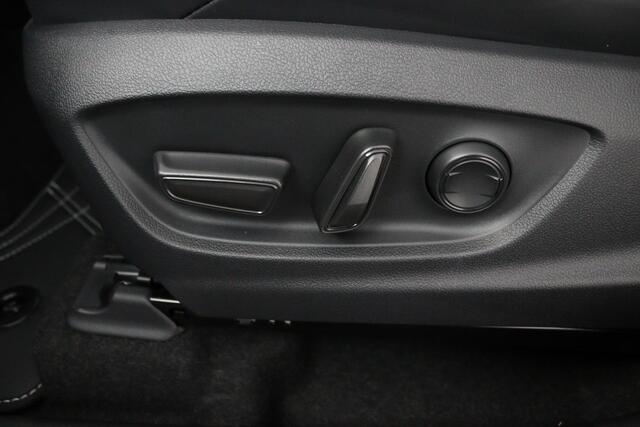 Toyota bZ4X Executive 73 kWh | Lederen Bekleding | Memory Seat | Stoel en stuurverwarming | JBL Audio | Parkeersensoren Rondom | 360 Camera |