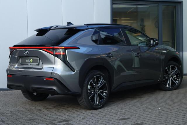 Toyota bZ4X Premium 71 kWh / SoH 97% / Pano / Stuurwiel verwarming