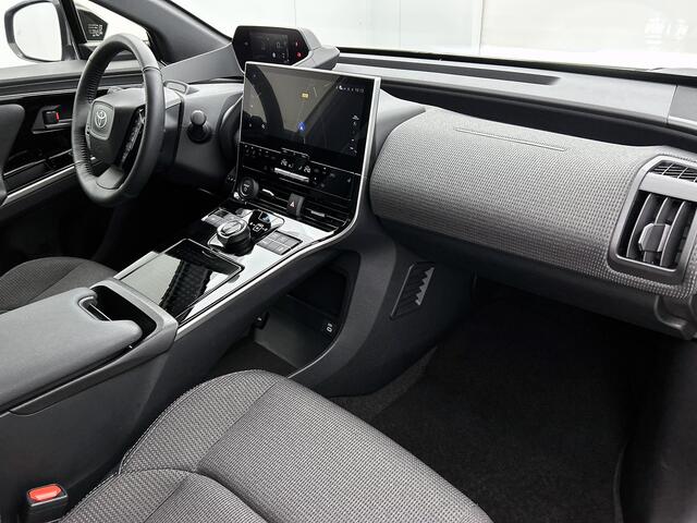 Toyota bZ4X Dynamic 71 kWh | 360° Camera | Half lederen bekleding | Stoelverwarming | Apple Carplay / Android Auto |