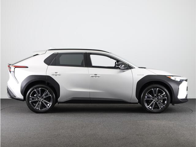 Toyota bZ4X Premium 71 kWh 2WD | *DEMO* | Direct Leverbaar | Blind Spot Monitor |