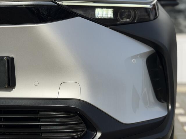 Toyota bZ4X Dynamic 71 kWh | GEEN AFLEVERKOSTEN | 360 Camera, Parkeersensoren, Elektrische achterklep