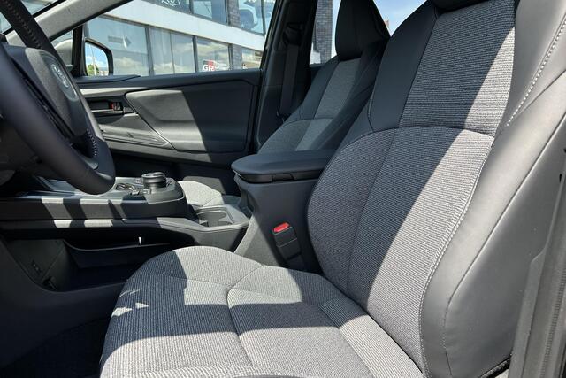 Toyota bZ4X Touring Dynamic 75 kWh, Nieuw en snel leverbaar met ¤3.000,- inruilpremie!