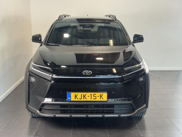 Toyota bZ4X Touring Dynamic 75 kWh | 3 Fase | Warmtepomp | Snel rijden! |