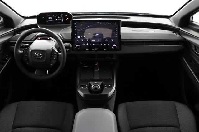 Toyota bZ4X Touring Dynamic 75 kWh | Nieuwe Auto | 360 Camera | Elektrische Achterklep | Parkeersensoren |