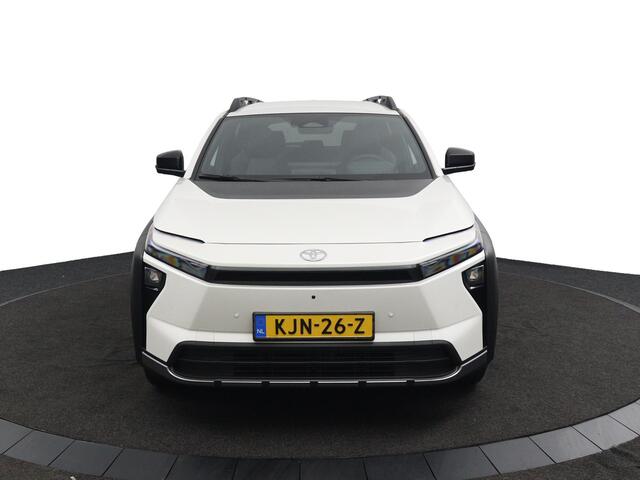 Toyota bZ4X Touring Dynamic 75 kWh | 360 Camera | Elektrisch berstelbare bestuurdersstoel | Navigatie | Parkeersensoren Rondom |