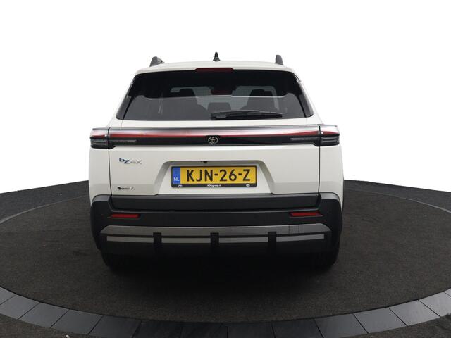 Toyota bZ4X Touring Dynamic 75 kWh | 360 Camera | Elektrisch berstelbare bestuurdersstoel | Navigatie | Parkeersensoren Rondom |
