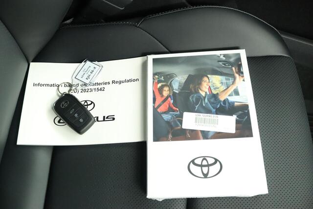 Toyota bZ4X Touring Executive AWD 75 kWh | 10 jaar fabrieksgarantie | 1500 kg Trekgewicht |