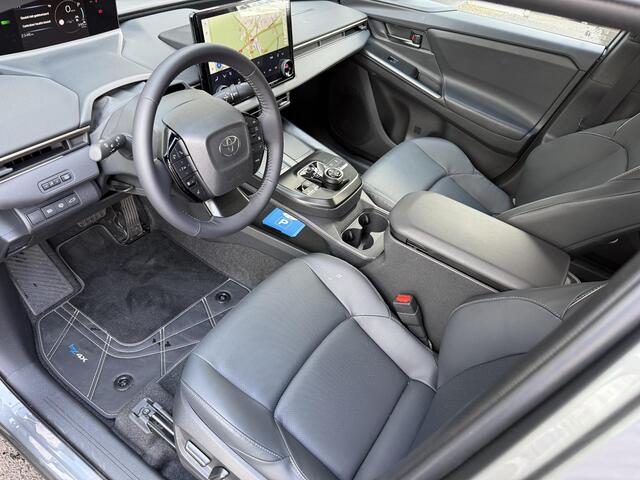 Toyota bZ4X Executive 73 kWh | Demo | 559km WLTP | 22kW OBC | tot 10 jaar fabrieksgarantie tot 1.000.000 km