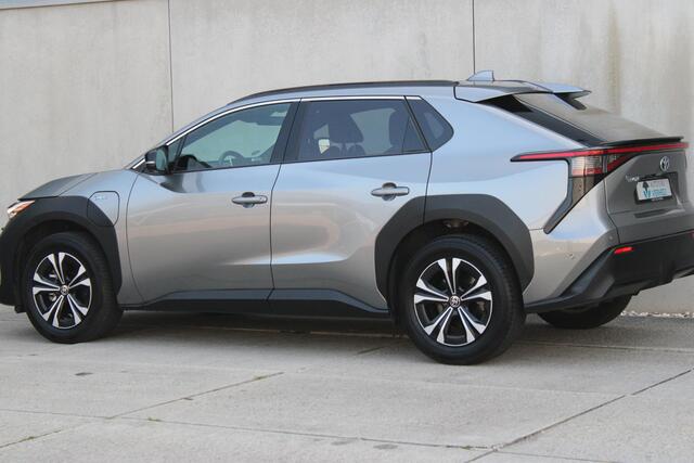 Toyota bZ4X Premium 71 kWh / 360 CAMERA / STOELVERWARMING- en VENTILATIE / ADAPT CRUISE