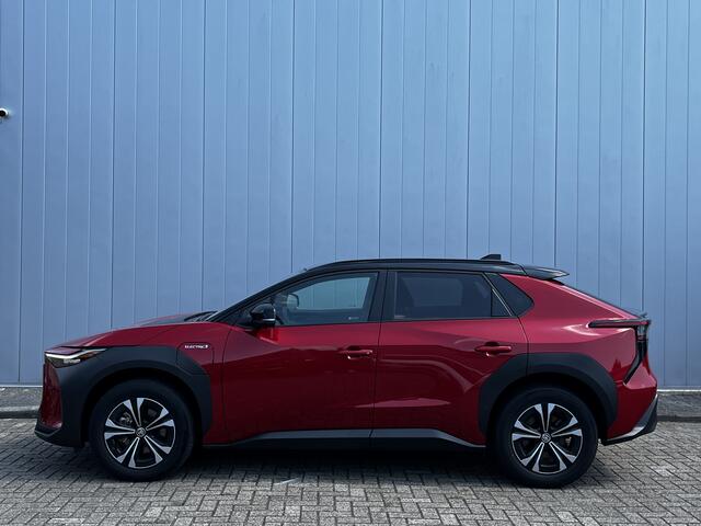 Toyota bZ4X Dynamic 71 kWh 3 fase Pano Dak 360Cam BTW auto Dealer onderhouden DEMO