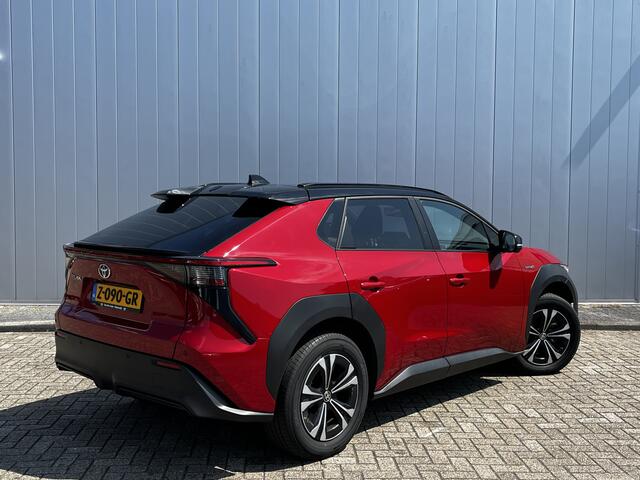 Toyota bZ4X Dynamic 71 kWh 3 fase Pano Dak 360Cam BTW auto Dealer onderhouden DEMO
