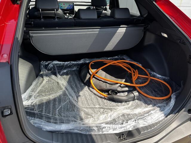 Toyota bZ4X Dynamic 71 kWh 3 fase Pano Dak 360Cam BTW auto Dealer onderhouden DEMO