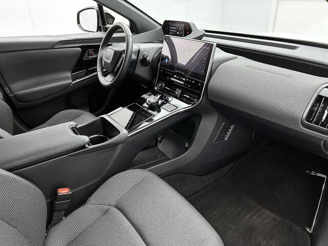 Toyota bZ4X Dynamic 71 kWh | Stoel verwarming | Navigatie | Dode hoek |