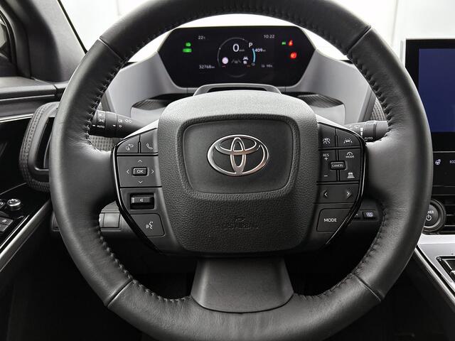 Toyota bZ4X Dynamic 71 kWh | Parkeersensoren V+A | Blindspot | Stuur-Stoelverwarming |