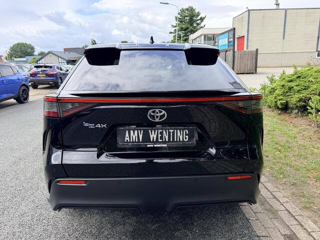 Toyota bZ4X Dynamic 71 kWh 204PK LederoACC