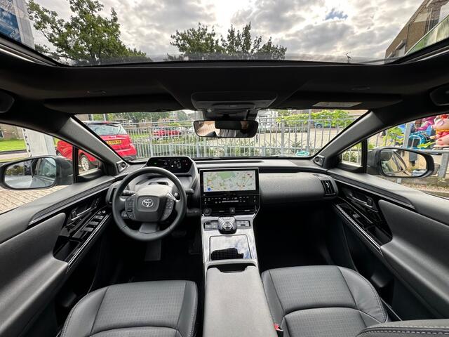 Toyota bZ4X Premium 4WD 71 KWH Glazen dak Leder JBL Stoelverw. + Ventilatie