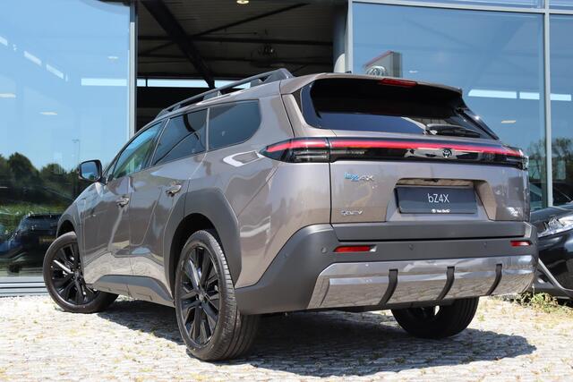 Toyota bZ4X Touring Executive AWD 75 kWh, 20 Inch LM, Panoramadak 1500 Kg trekgewicht, Synthetic Leather Black!