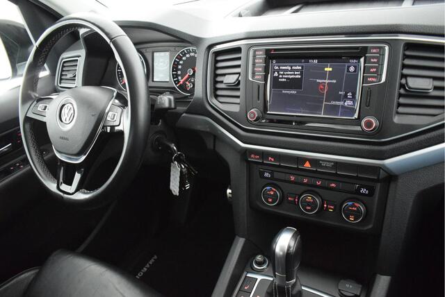 Volkswagen AMAROK 3.0 TDI 225pk DSG 4Motion DC Aventura Matgrijs Trekhaak Camera Leder Navigatie